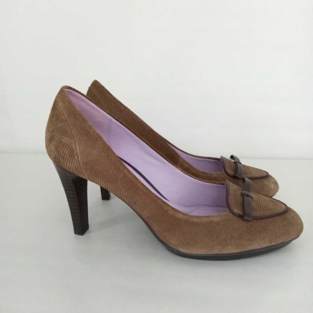 JOHNSTON & MURPHY Brown Corduroy with Bow Pump Women's Size 8.5